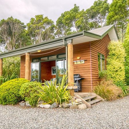 Paparoa Beach Hideaway With Hot Tub Barrytown Eksteriør billede